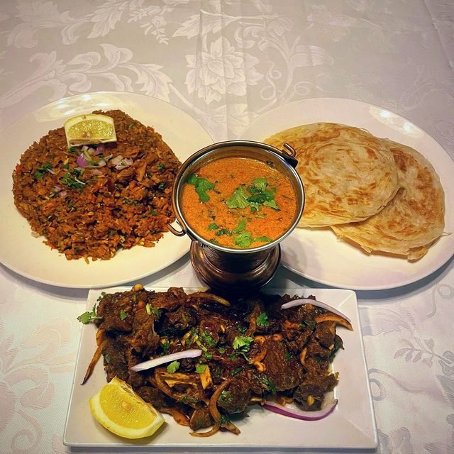 Kothu parotta with salna and pepper fry